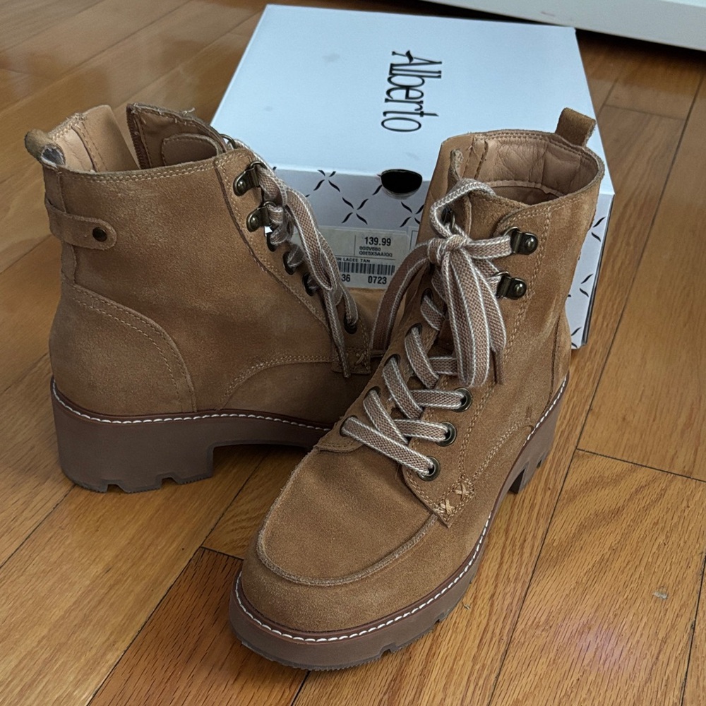 Alberto Women's Lace-Up Tan Boots